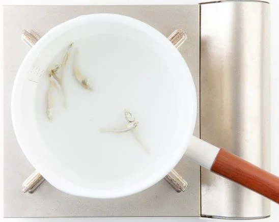 낙지묵은지콩나물국 1단계