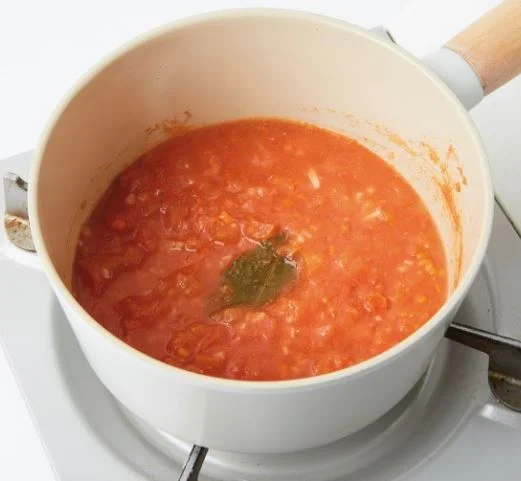 토마토채소스프와 연어소바찜 2단계