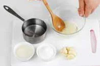 마늘드레싱을 곁들인 키위샐러드 1단계