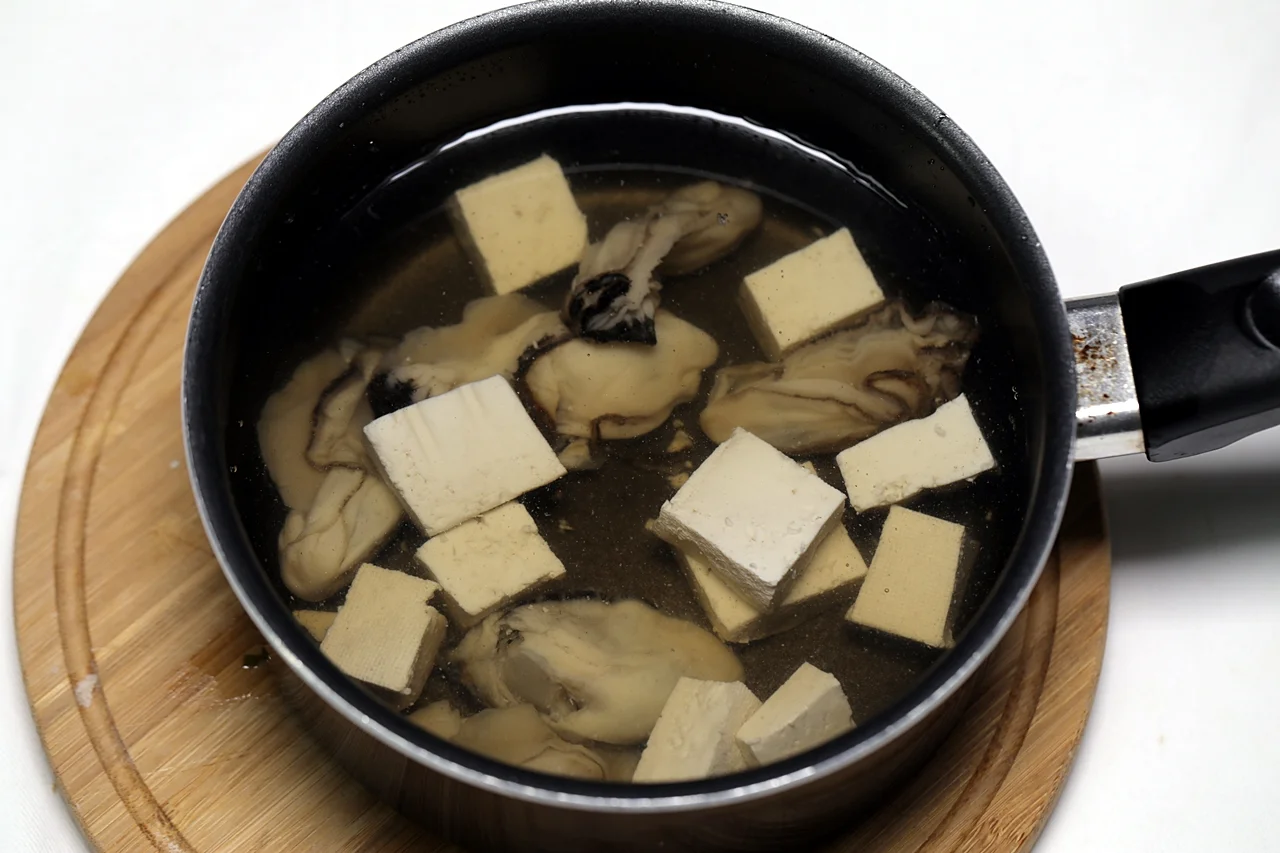 굴 두부 국 5단계